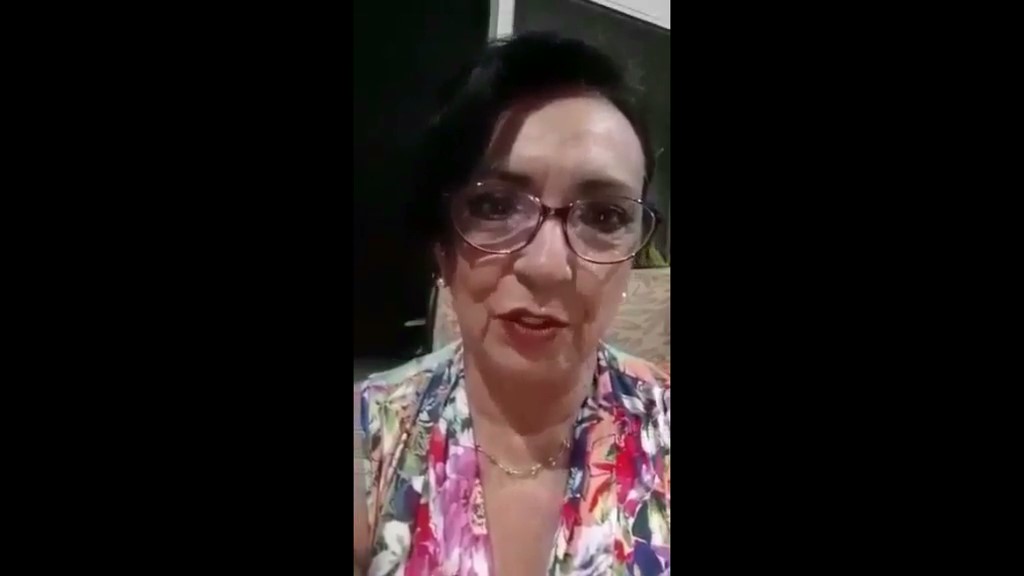 LA LOCURA DE ESTA MUJER SE TOMÓ 1 LITRO DE CDS EN 2 DIAS….Y TAN HAPPY …NO HAGAN ESO.